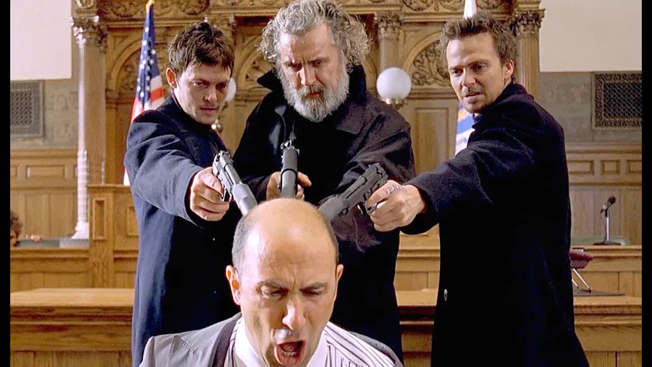 3大猛男以暴制暴，替天行道血洗黑帮集团，经典枪战动作大片！